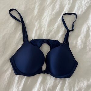 Victoria’s Secret Navy Blue Bra